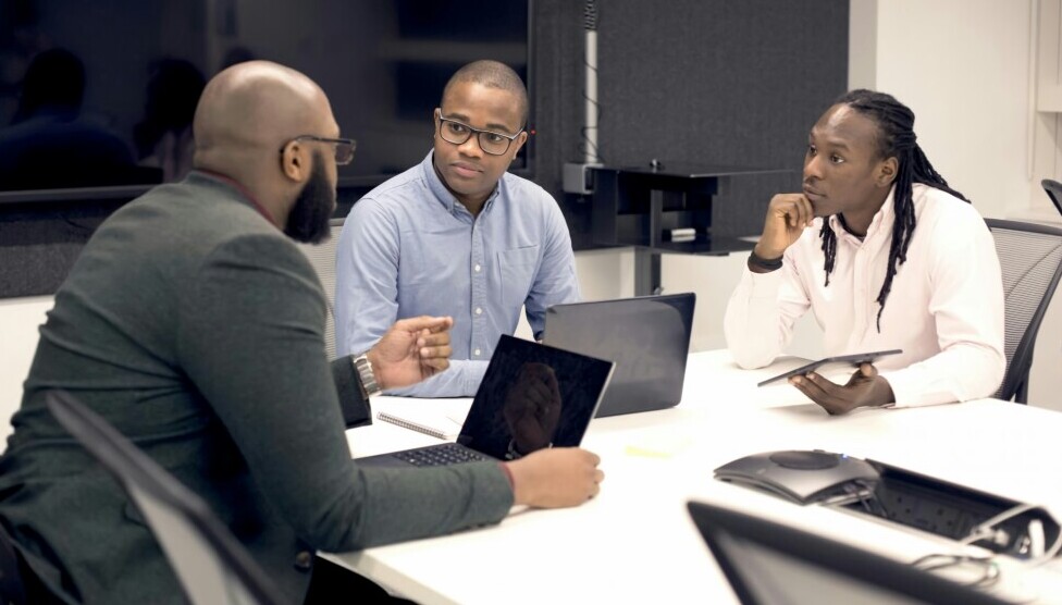 How to Start an Online Side Hustle as an Employee: 7 Proven Steps to Get Started